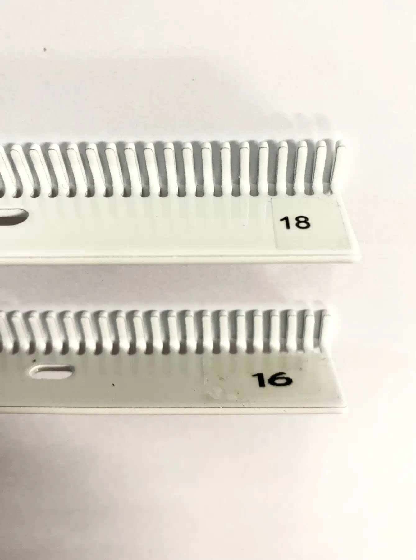 set of combs 16&18" for Chloe